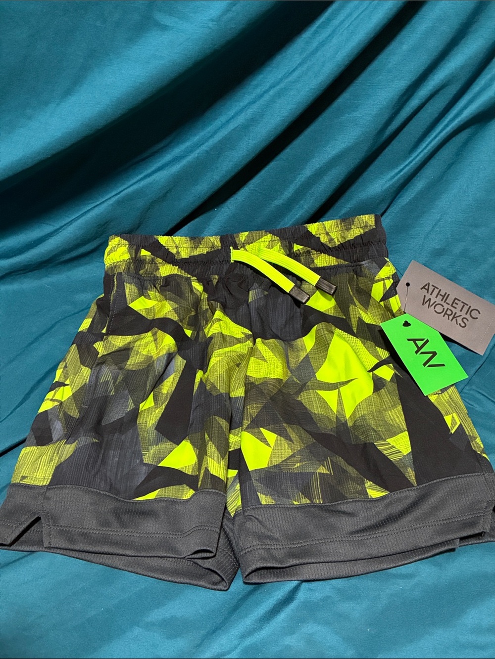 Athletic Works Neon Geometric Boys 8  Athletic Shorts